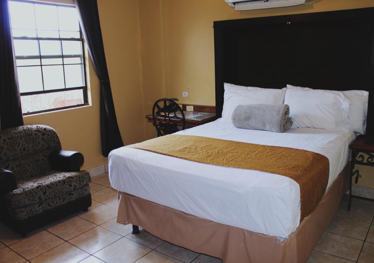 Hotel Hacienda Del Viejo Matamoros  Eksteriør bilde